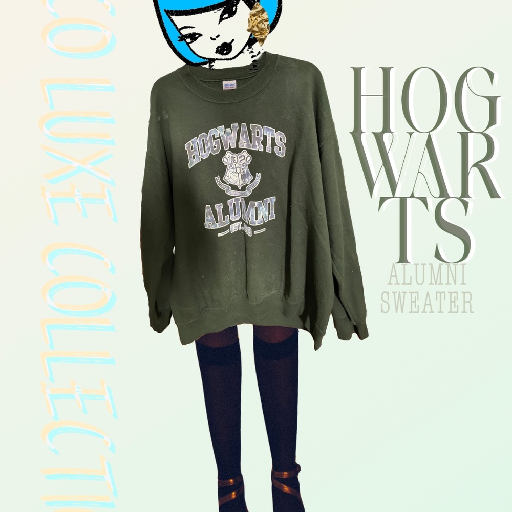 HOGWARTS ALUMNI SWEATER